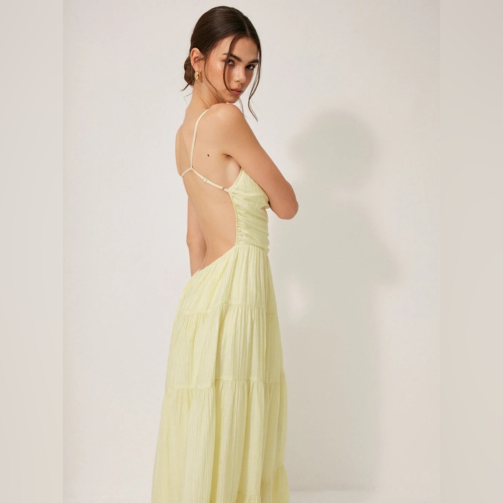 Pleated Backless Tiered Cami Dress - Picture 2 of 7